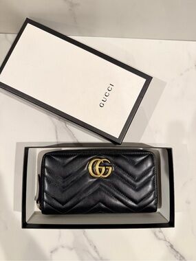 Gucci Marmont Zip Around Wallet
